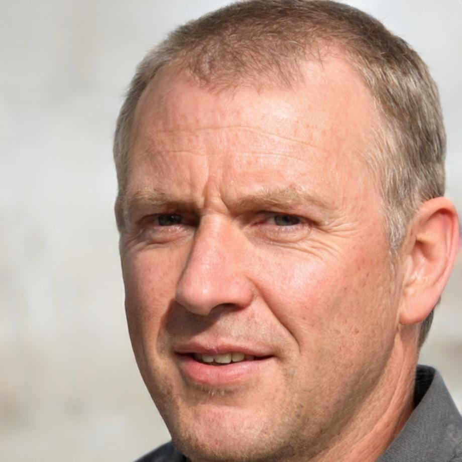 Dag Lindholm portrait